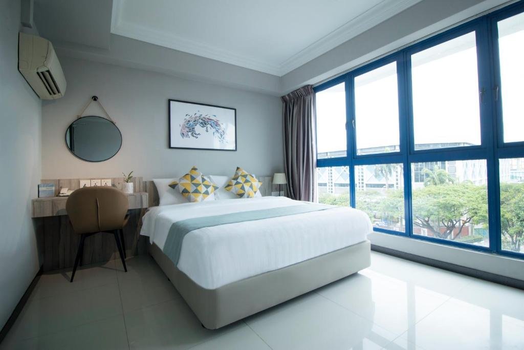 Harbour Ville Hotel image 6